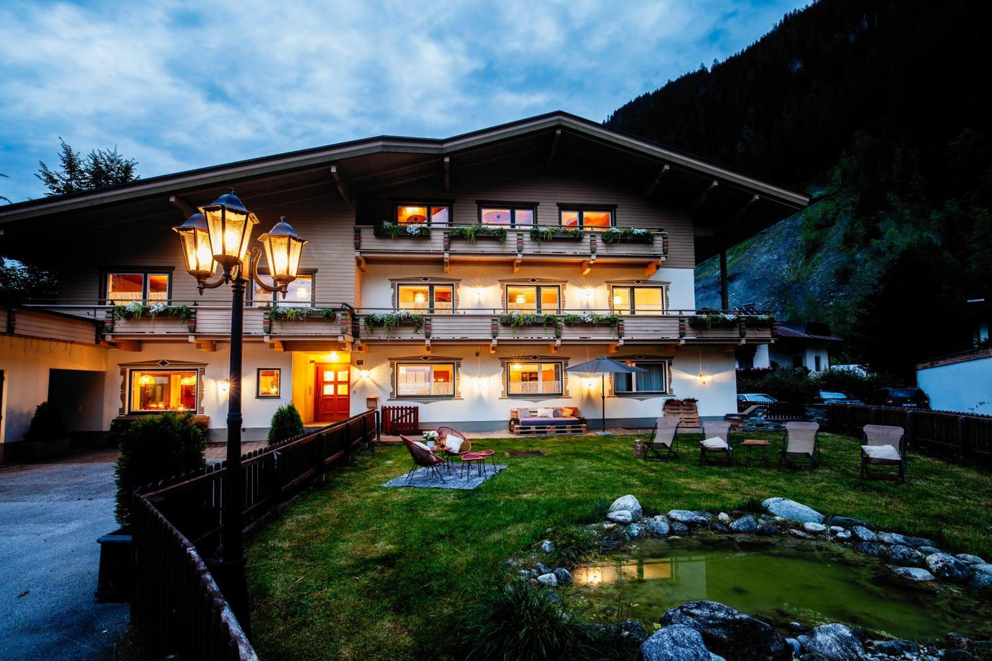 Pinetree Lodge 메이른호픈 외부 사진