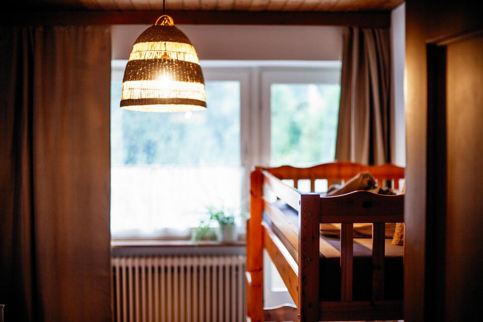 Pinetree Lodge 메이른호픈 객실 사진