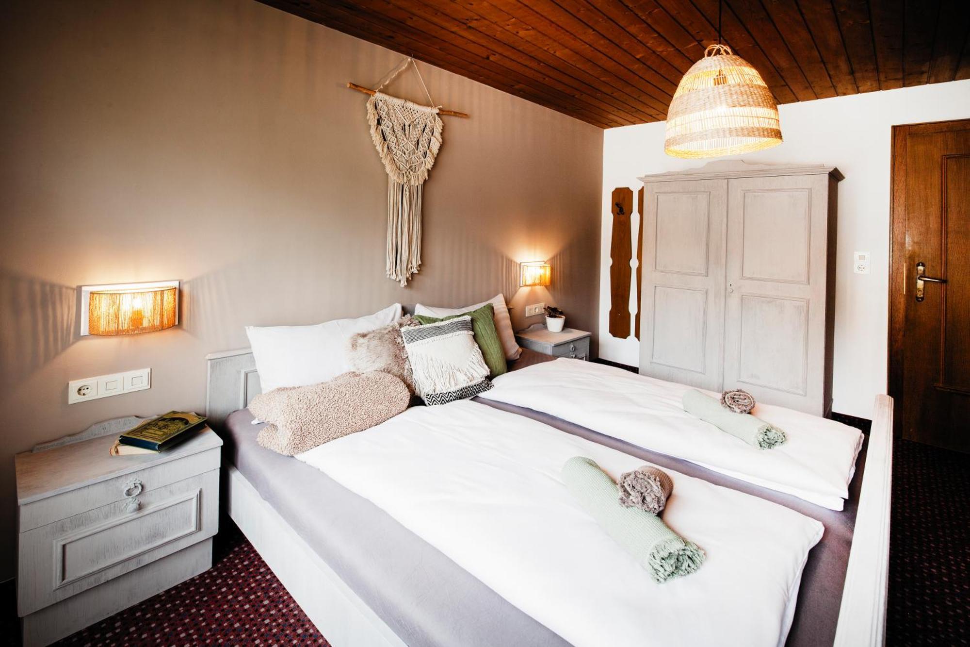 Pinetree Lodge 메이른호픈 객실 사진