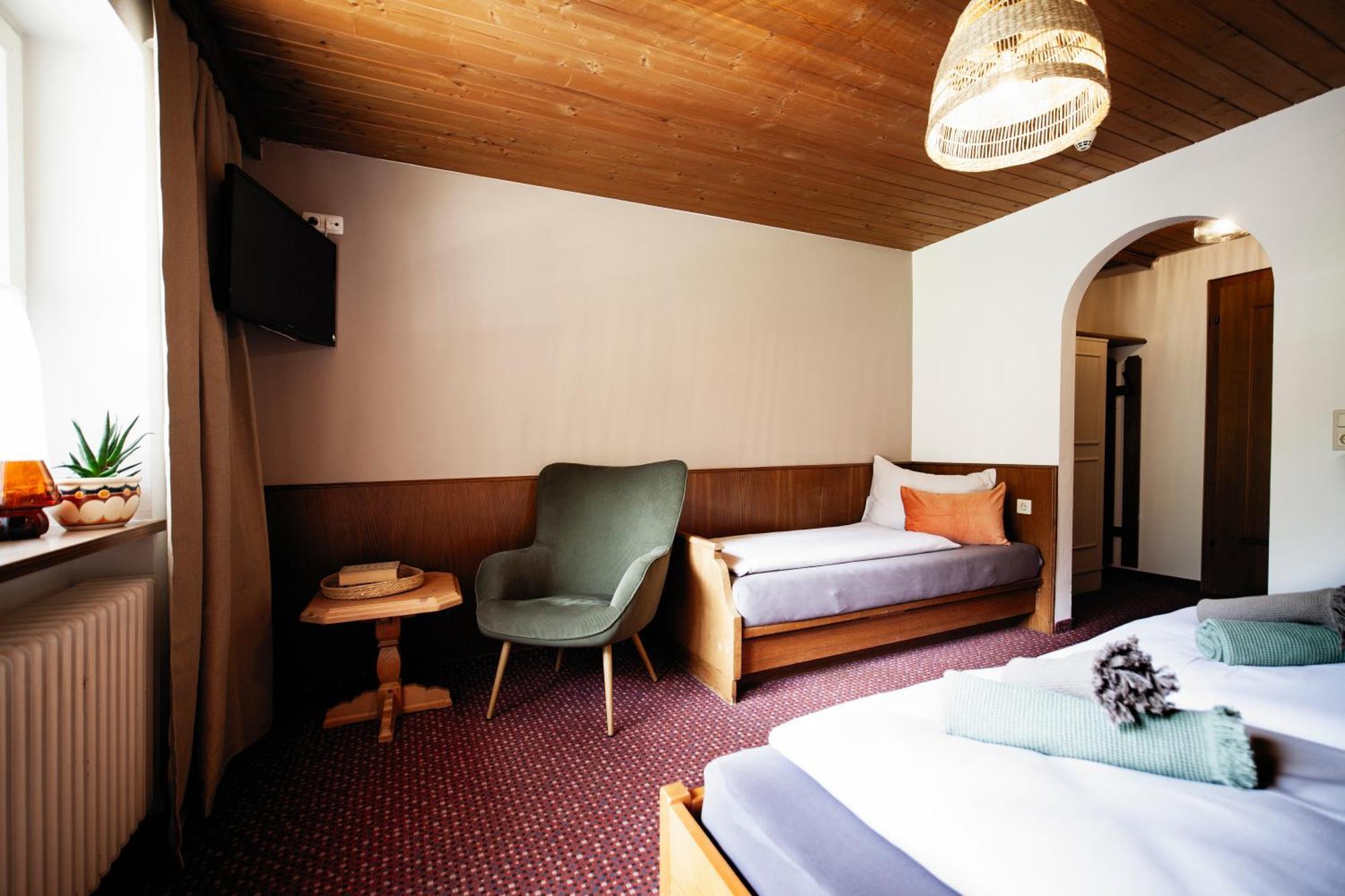 Pinetree Lodge 메이른호픈 객실 사진